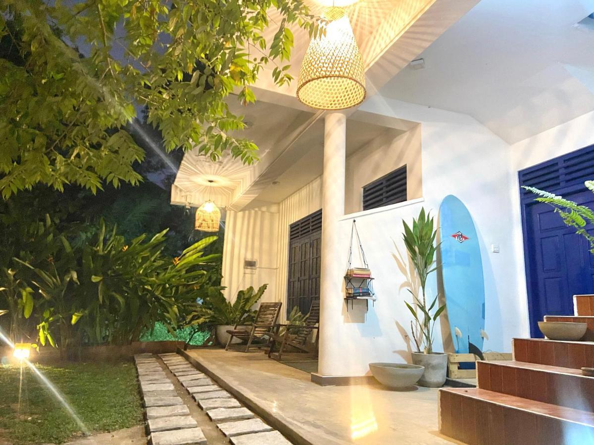 Auberge de jeunesse Babylon Mirissa Extérieur photo